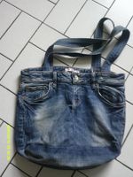 Jeanstasche, Unikat, aus alter Jeans handgenäht, gebraucht Nordrhein-Westfalen - Gelsenkirchen Vorschau