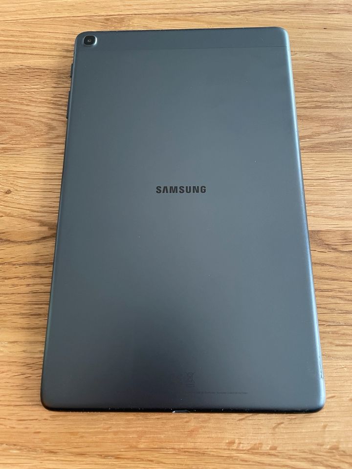 Samsung Galaxy Tab A SM-T510 Tablet 32 GB mit Schutzhülle in Krefeld