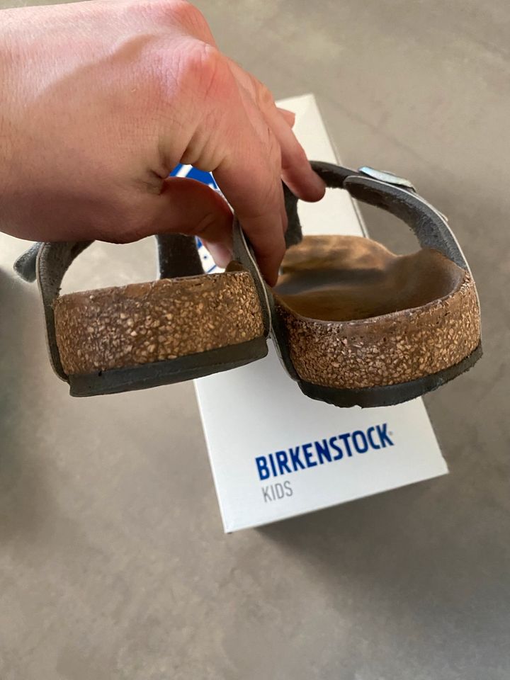 Birkenstock Gizeh Kids silber Zehentrenner Gr. 35 normal in Bramsche