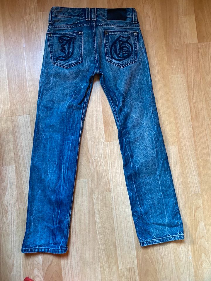 Designer John Galliano gr.8 Kinder Jeans distressed gerades Bein in Berlin