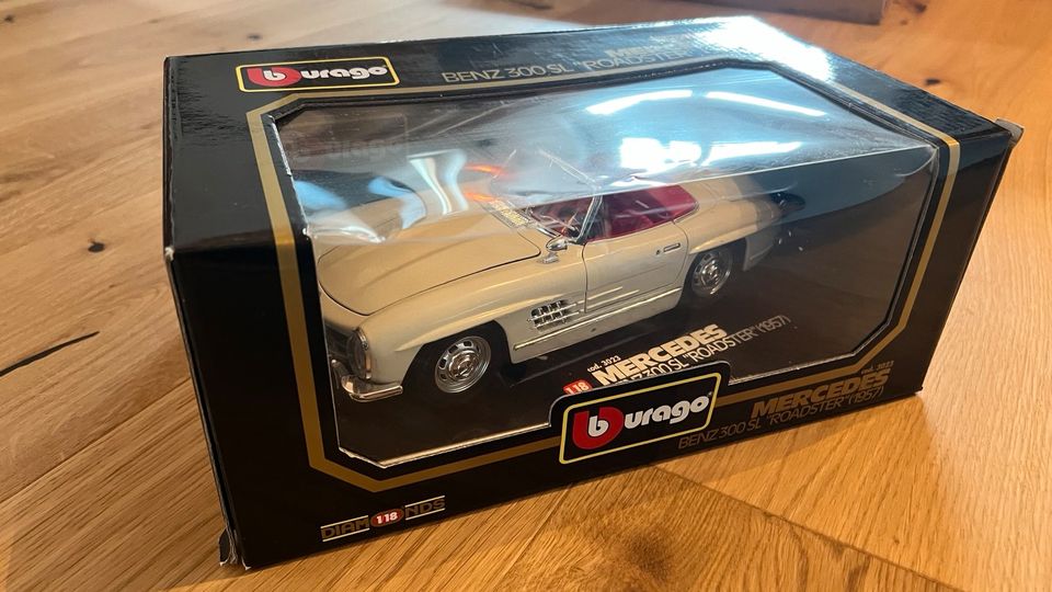 Modellauto 1:18 Mercedes 300 SL Burago in Bad Kötzting