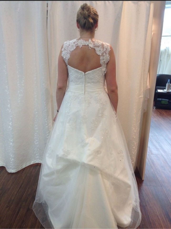 Brautkleid • Ladybird • Modell Lorinda • Gr. 42 • Hochzeitskleid in Wiesbaden