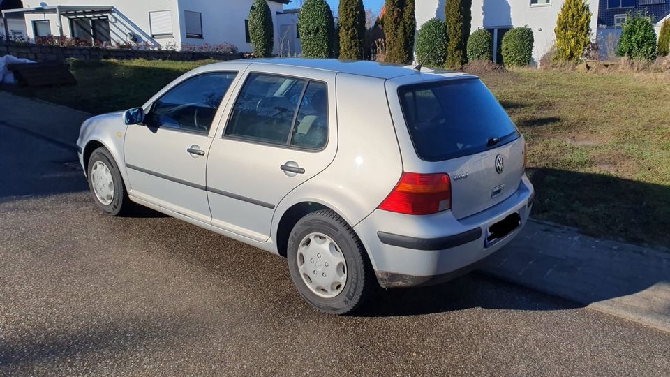 VW Golf 4 1.6 195kkm 1Hand Klimaautomatik 8 fach Schalter in Heilbronn