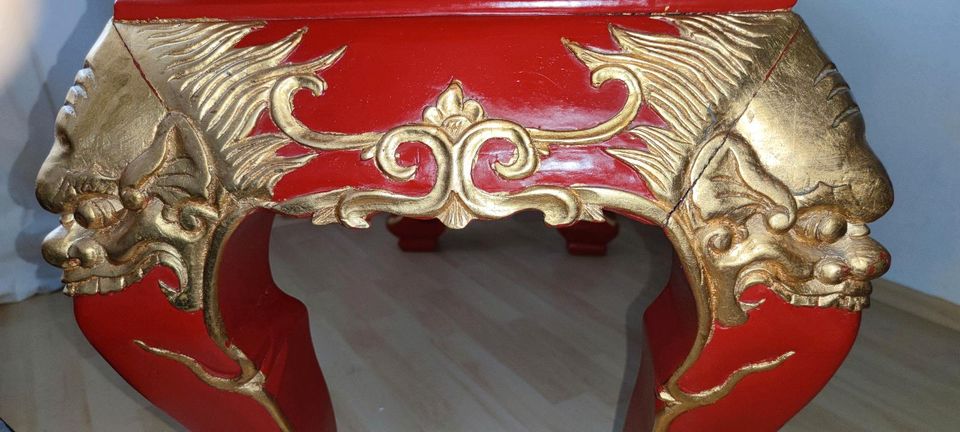 Chinesischer Altartisch Konsolentisch Sideboard in Springe