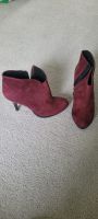 High Heels Pumps bordeaux Absatz weinrot Stiefeletten Tamaris 38 Nordrhein-Westfalen - Bergisch Gladbach Vorschau