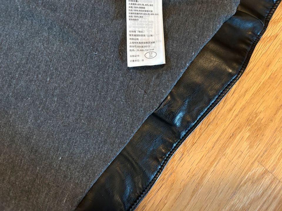 Hollister vegane Lederjacke in Gr.L 38/40 - wie neu! in Neu-Isenburg