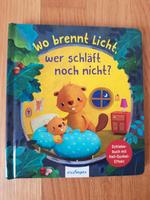 Schiebebuch mit Hell-Dunkel-Effekt "Wo brennt Licht?" Aubing-Lochhausen-Langwied - Aubing Vorschau