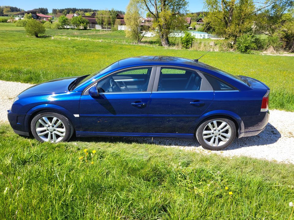 Opel Vectra C GTS Turbo Edition in Bibertal