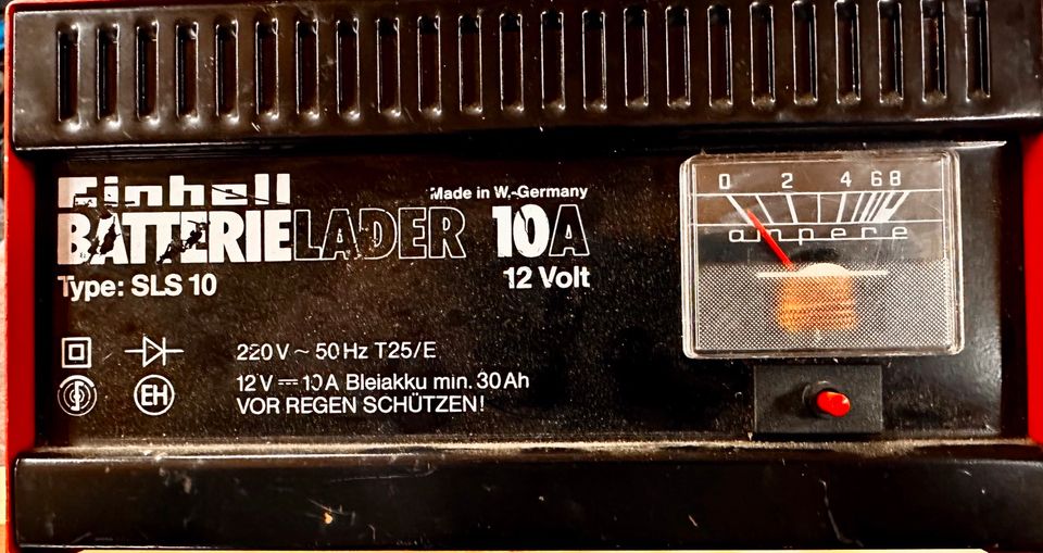 Batterielader Einhell 12V 10A in Nürnberg (Mittelfr)