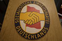 DDR Pappschild Sozialistische Einheitspartei Deutschlands Thüringen - Martinroda (bei Ilmenau) Vorschau