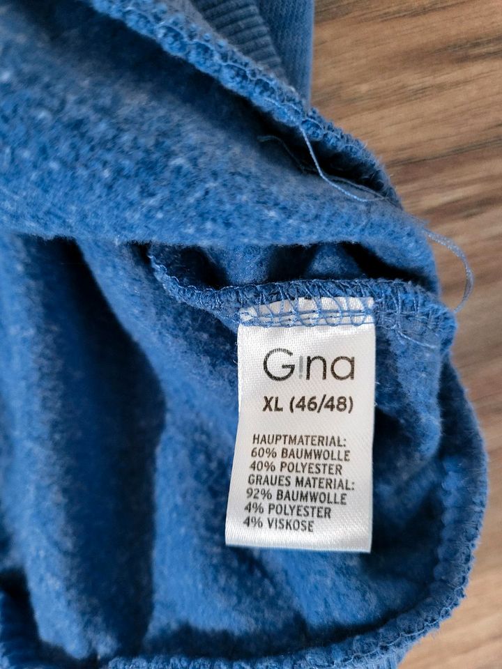 Sweatjacke Strickjacke Hoodie Gina Größe XL 46/48 eher 44 in Groß Kreutz