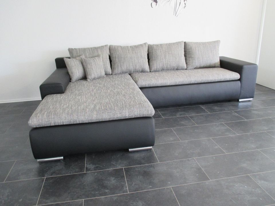 Polstermöbel Lagerverkauf Sofa Couch wohnlandschaft Bettsofa NEU in Elkenroth