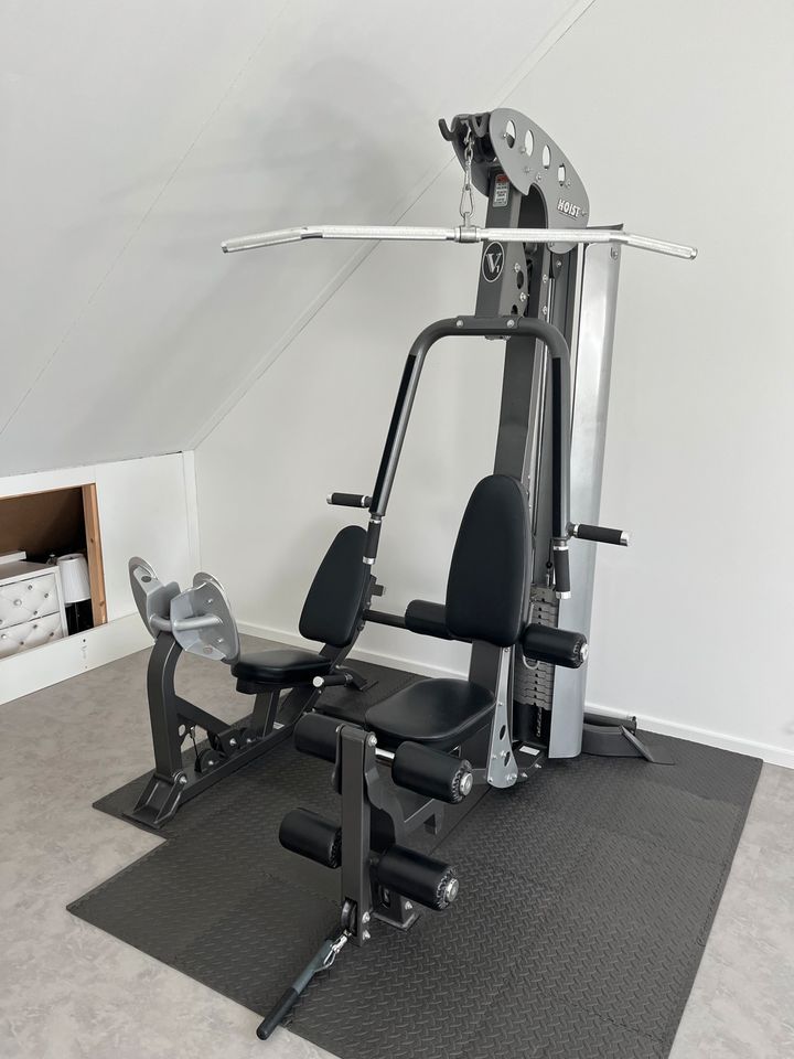 Hoist V1-Elite Gym kraftstation /pulley + leg press NP€4000 in Bocholt