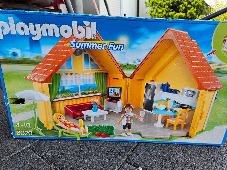 Playmobil Sommerhaus zum Aufklappen in Mettmann