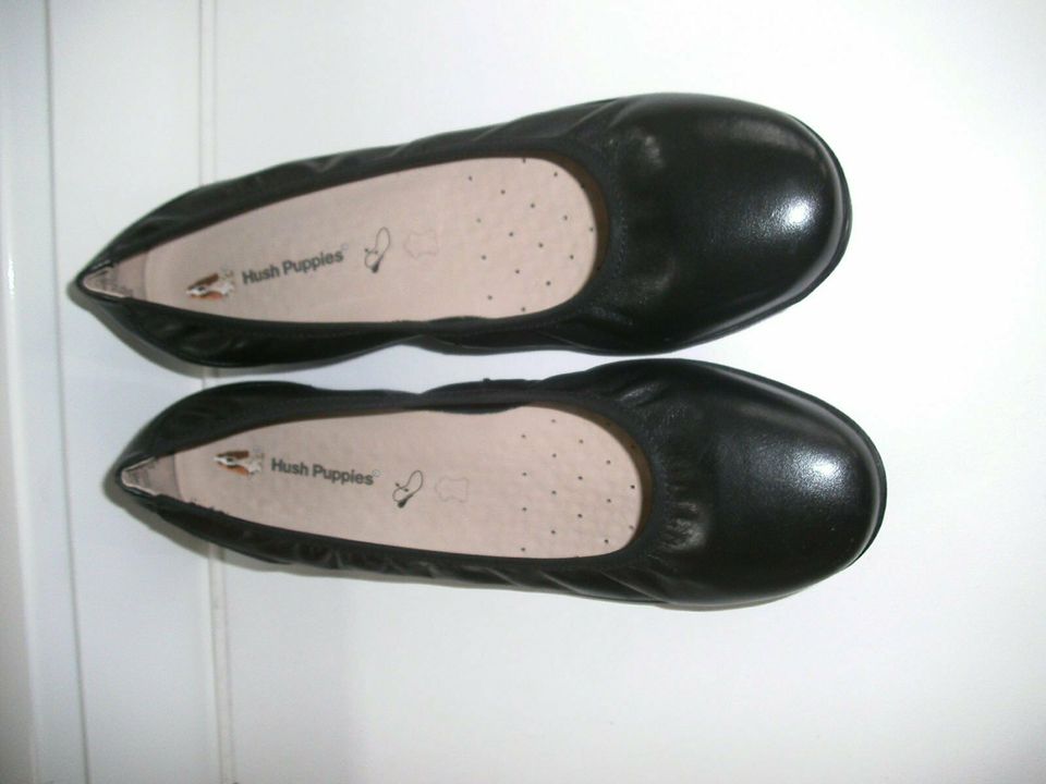 Hush Puppies, Ballerina, Leder m. Profilsohle, schwarz, Gr. 40, n in München