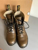 Dr. Martens Boots Stiefel Pascal 1460 oliv Gr.39 Niedersachsen - Wriedel Vorschau