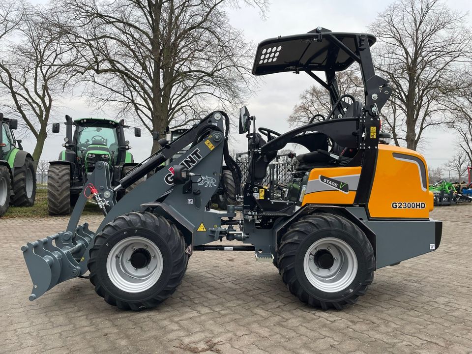 Giant 2300 HD , Hoflader , Radlader in Hamersen