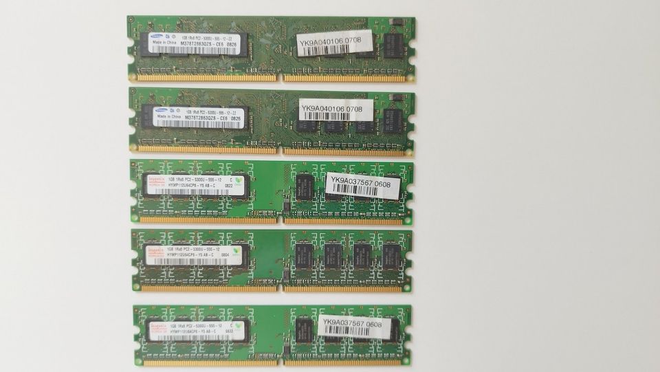 1GB DDR2 RAM Speicher 667MHz PC2-5300U RAM Speicher Samsung Hynix in Blankenfelde-Mahlow