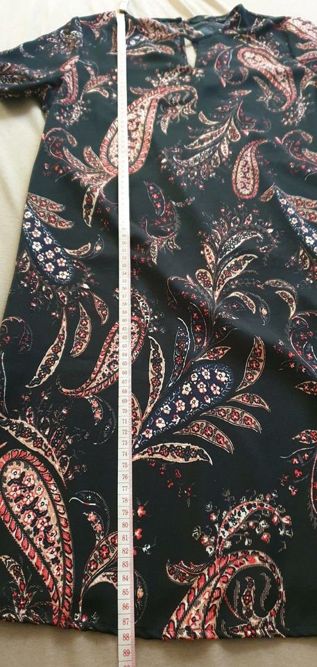 Kleid Only paisley muster schwarz bunt gr 34 in Mainz