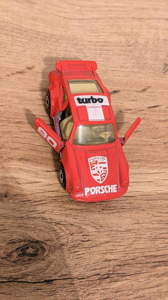 Matchbox Porsche Turbo Superfast Nr 3 in Olbersdorf