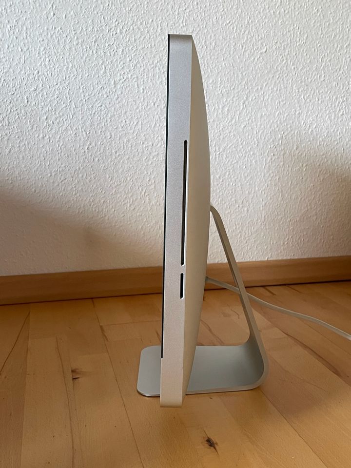 iMac (21,5 Zoll, Mitte 2010) in Neukirchen-Vluyn
