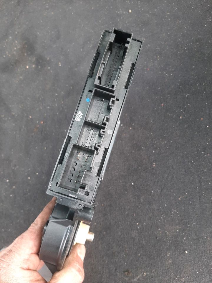 Audi A4 S4 B6 B7 8E Fenstermotor fensterheber Vorne Re oder Li in Herten