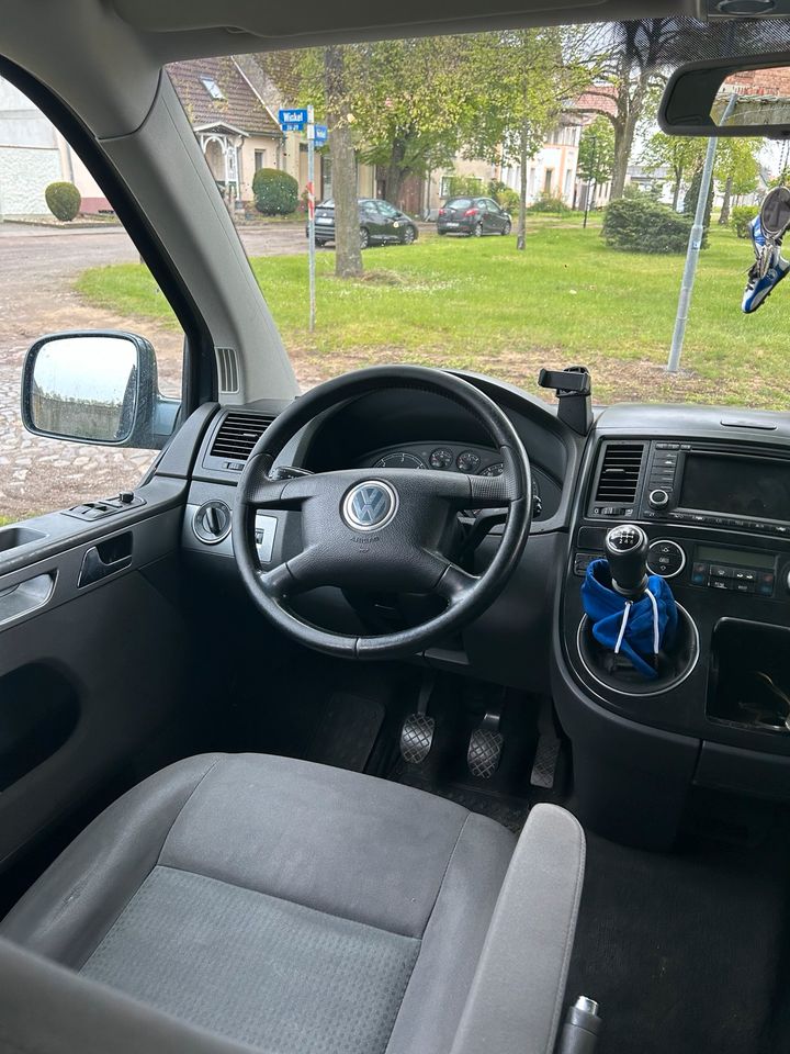 VW T5 Multivan 2.5 TDI *ATM*TÜV 04/2025*AHK*Klima*2 Schiebetüren* in Zeppernick