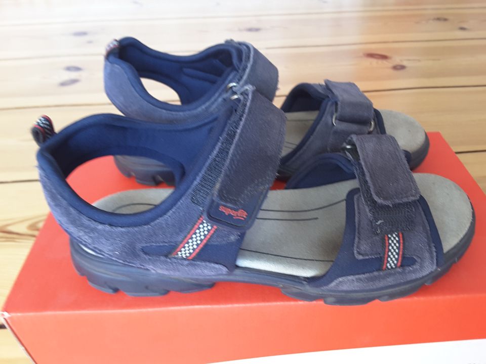 Superfit Jungen Sandalen Gr. 35 in Berlin