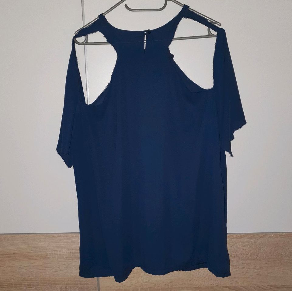 Bluse Shirt NEUWERTIG in Marl