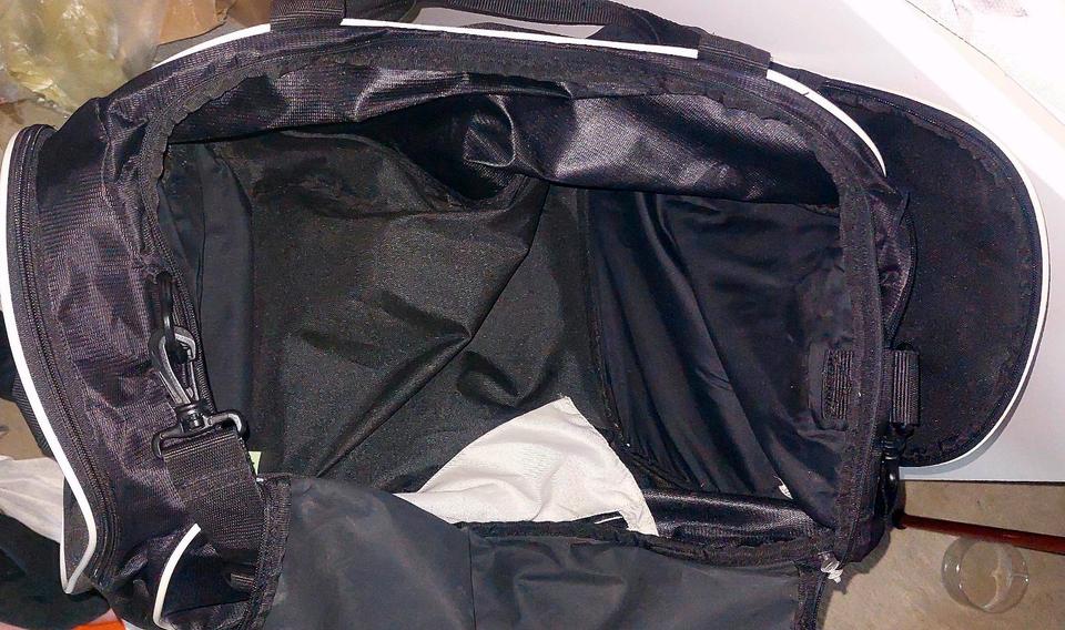 Original große Trainingstasche von Nike in schwarz, gebraucht. in Hannover
