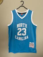 Mitchell&Ness University North Carolina Trikot Michael Jordan Nordrhein-Westfalen - Essen-Margarethenhöhe Vorschau