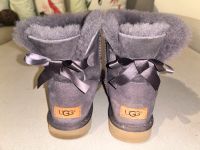 UGG Bailey Bow Winter Boots/Stiefel-Gr. 38-pflaume/lila Kr. Dachau - Bergkirchen Vorschau