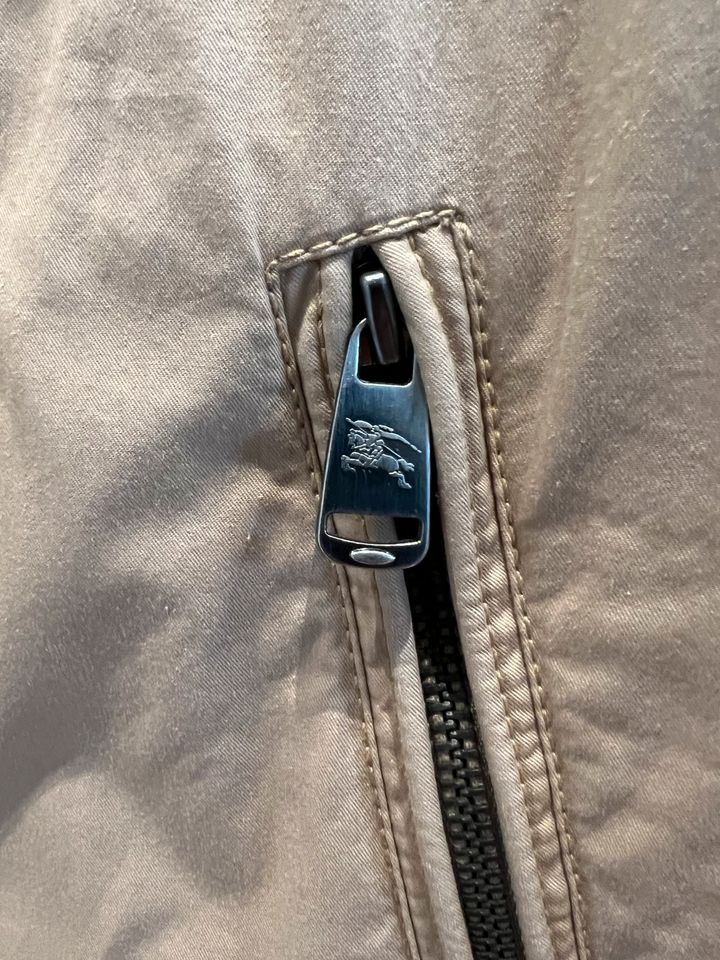 Burberry Jacke beige braun Gr. M Frühjahr Herbst in Ellwangen (Jagst)