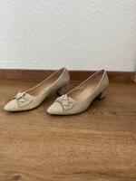 Beige Pumps Peter Kaiser Niedersachsen - Garbsen Vorschau