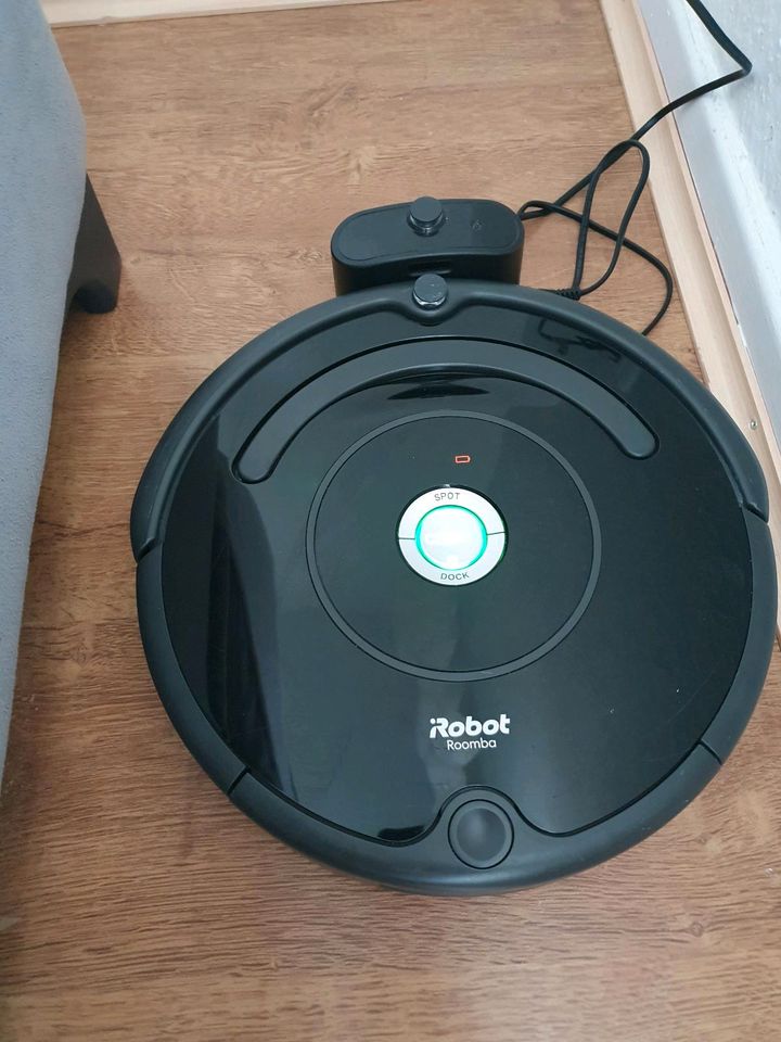 iRobot Roomba 671 in Gladbeck