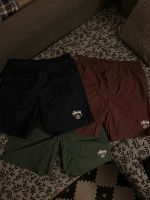 Stussy basic shorts dark black/blue/green/red Size: 30 Baden-Württemberg - Ditzingen Vorschau