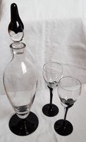 Glas Karaffe mit Glasverschluss /-stopfen u. 2 (Sherry-) Gläsern Niedersachsen - Oldenburg Vorschau