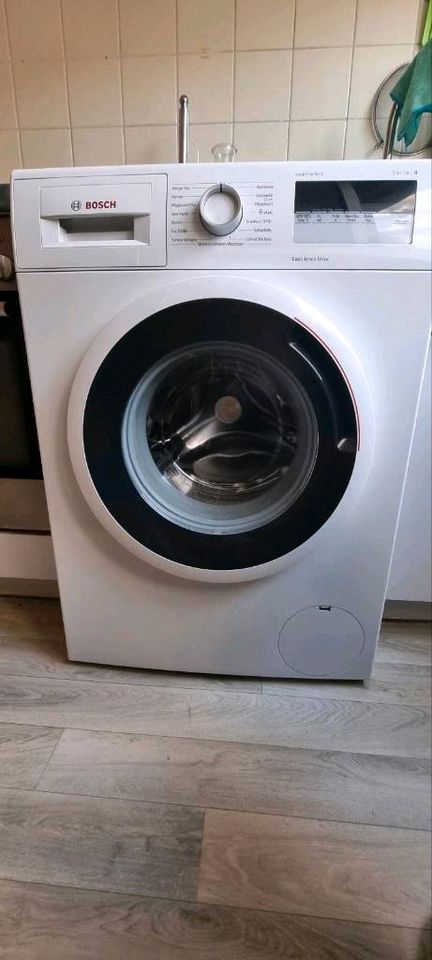 Waschmaschine Bosch Series 4 in Lübeck