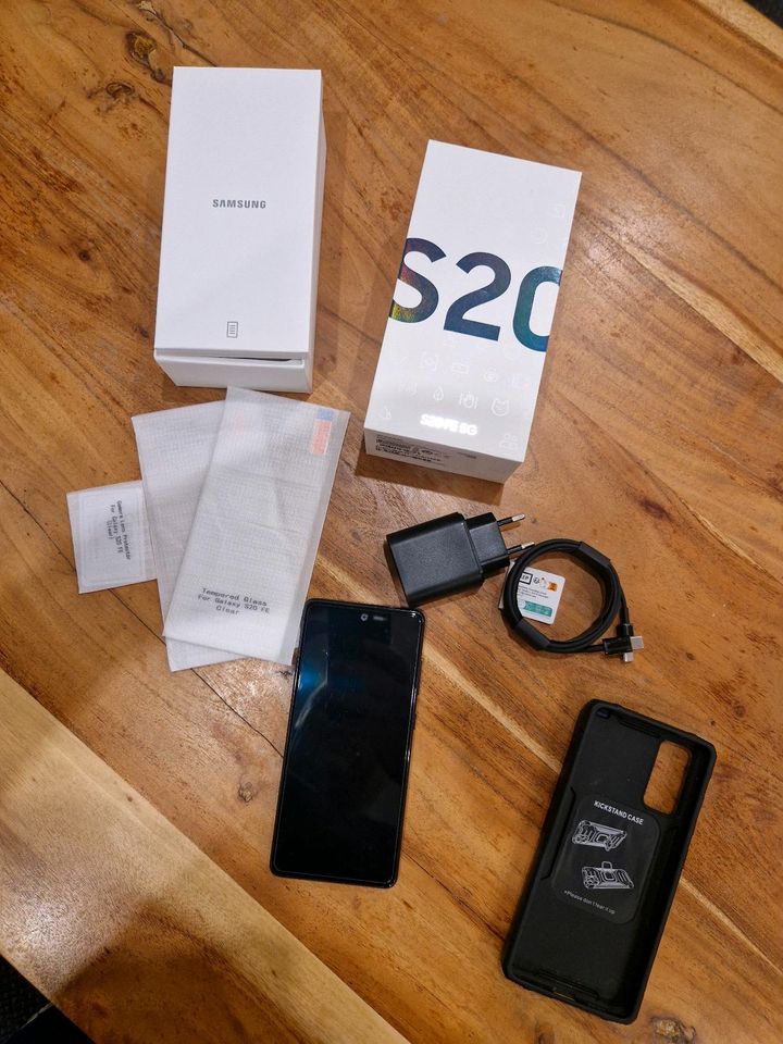 Samsung S20 FE 5G in Mayen