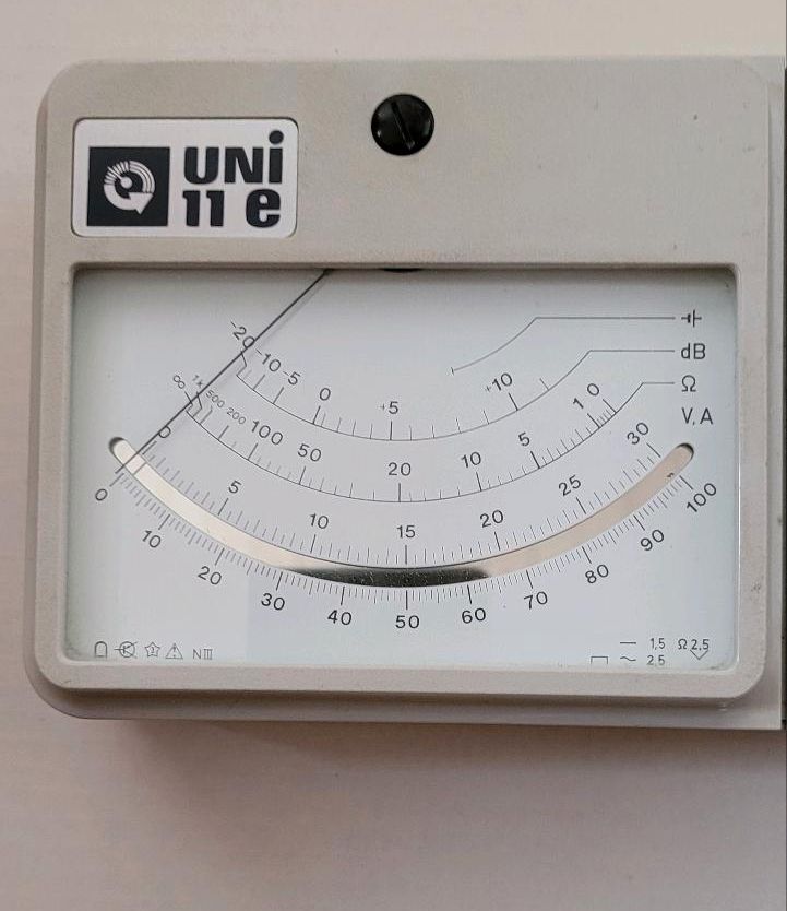 DDR Multimeter Vielfachmessgerät UNI 11 e Analog in Großharthau-Seeligstadt