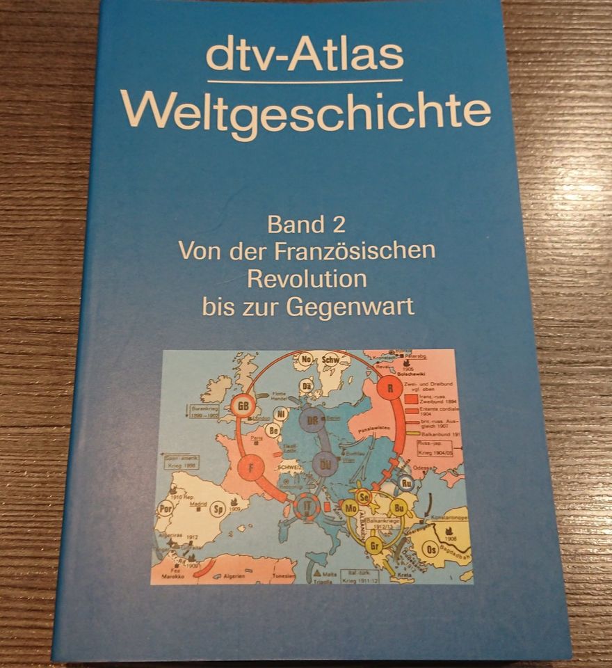 Dtv Atlas mehrere Fachrichtungen in Stötten