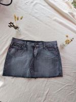 Element Jeansrock Minirock schwarz grau used low waist Weite 29 Nordrhein-Westfalen - Mülheim (Ruhr) Vorschau