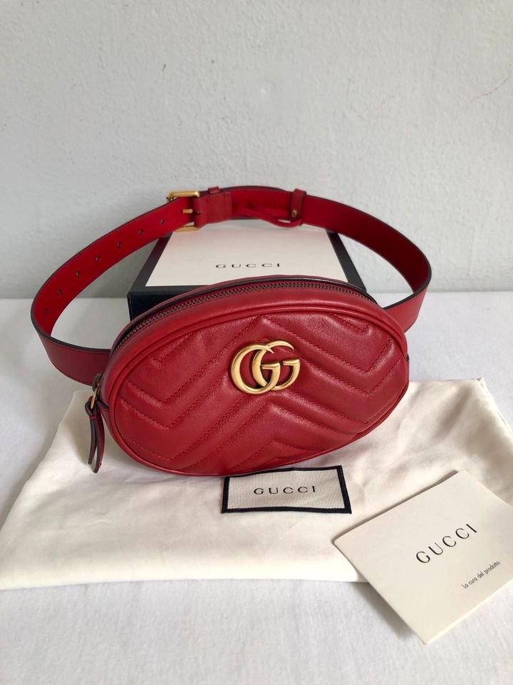 Gucci Marmont Gürteltasche Tasche Bauchtasche Umhängetasche Rot in München