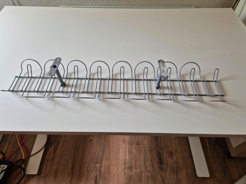 Ikea TROTTEN Schreibtisch sitz/steh, weiß, 120x70 cm in Halle