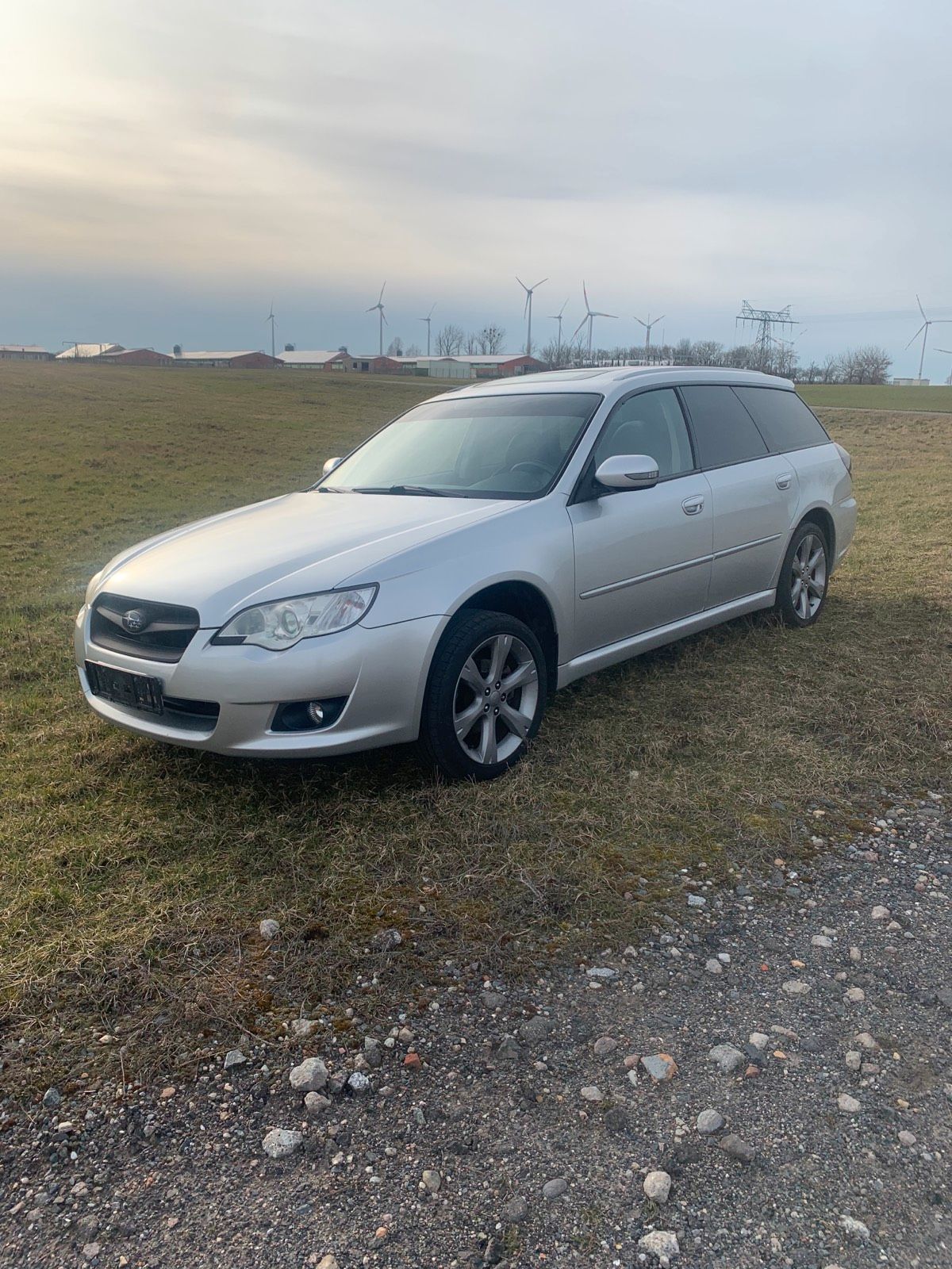 Abbildung des Autos Subaru Legacy 4 WD LPG A…