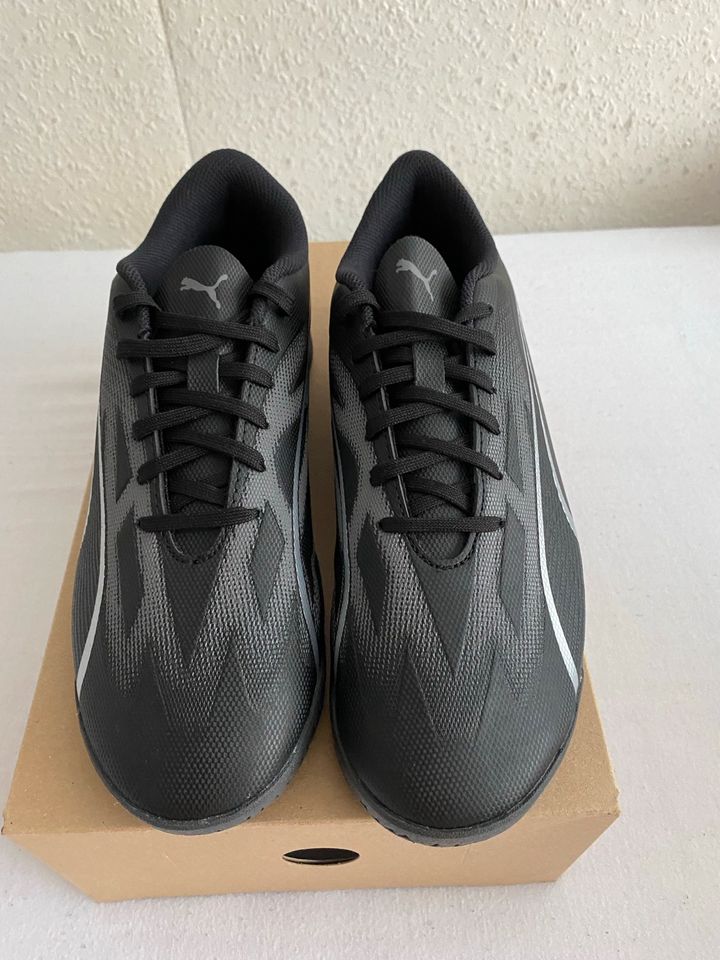 Puma Schuhe Ultra Play  Black/Asphalt Fußballschuhe in Wiesbaden