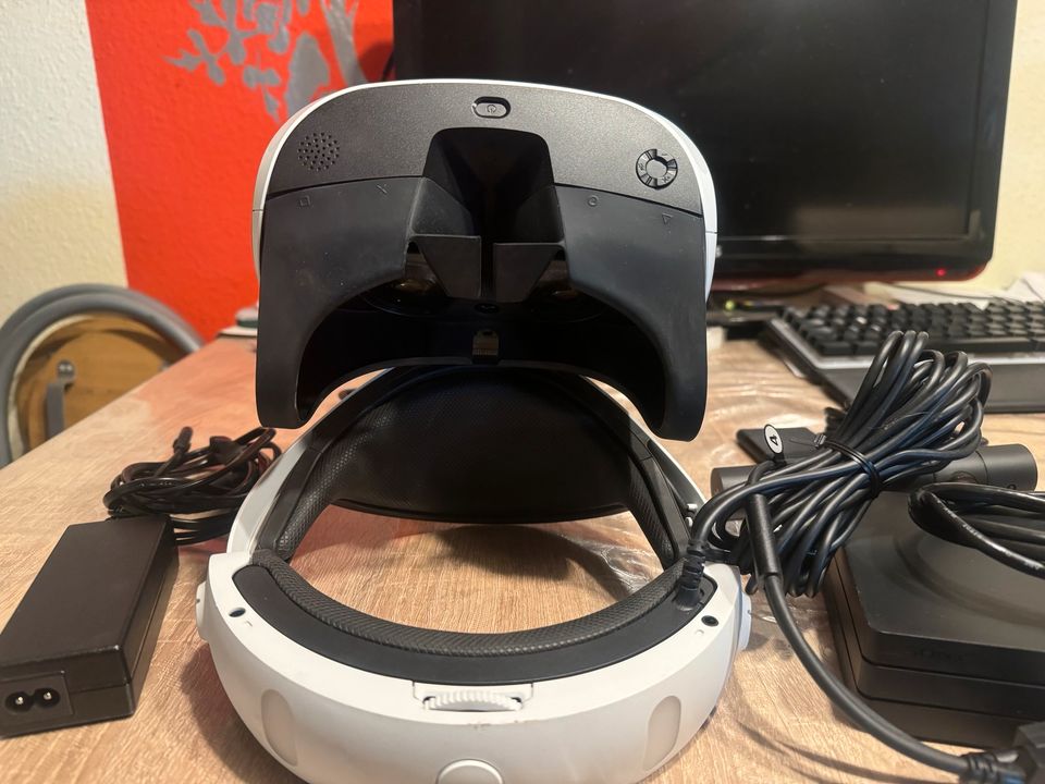 PlayStation VR Brille mit Spiel in Nortorf