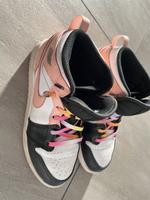 Nike air Jordan gr 35 Baden-Württemberg - Gundelsheim Vorschau