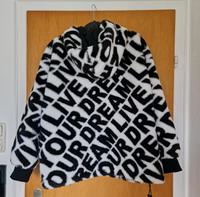 Damen Jacke Gr 38 Kuschelfell Hessen - Schwalmstadt Vorschau