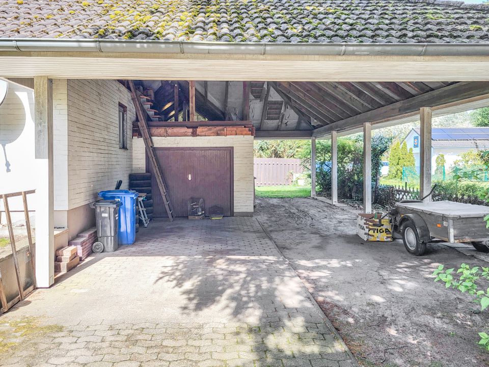 Bungalow mit Keller und Garage auf großem Grundstück in Gifhorn